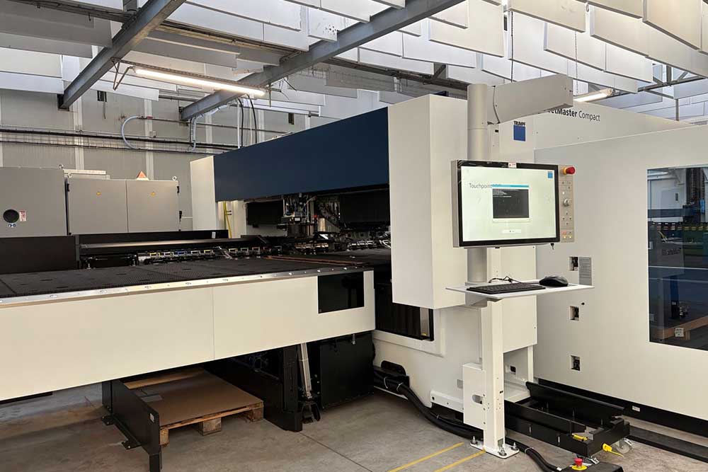 La Siem s’équipe d’une nouvelle poinçonneuse laser