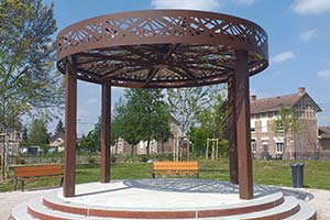 fabrication de mobilier urbain en métal